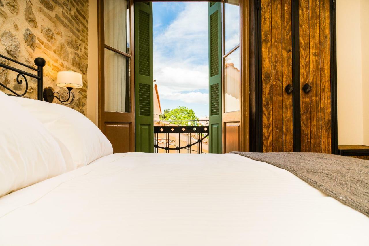 Ch Adrianou Suites Атина Екстериор снимка